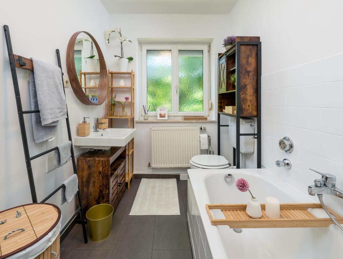 Eg Links-Wunderschoene 70M Grosse 2-Zimmer City Wohnung Naehe Salzburg Freilassing Luaran gambar