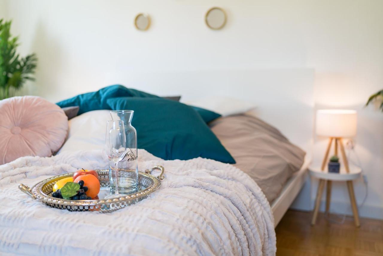 Eg Links-Wunderschoene 70M Grosse 2-Zimmer City Wohnung Naehe Salzburg Freilassing Luaran gambar