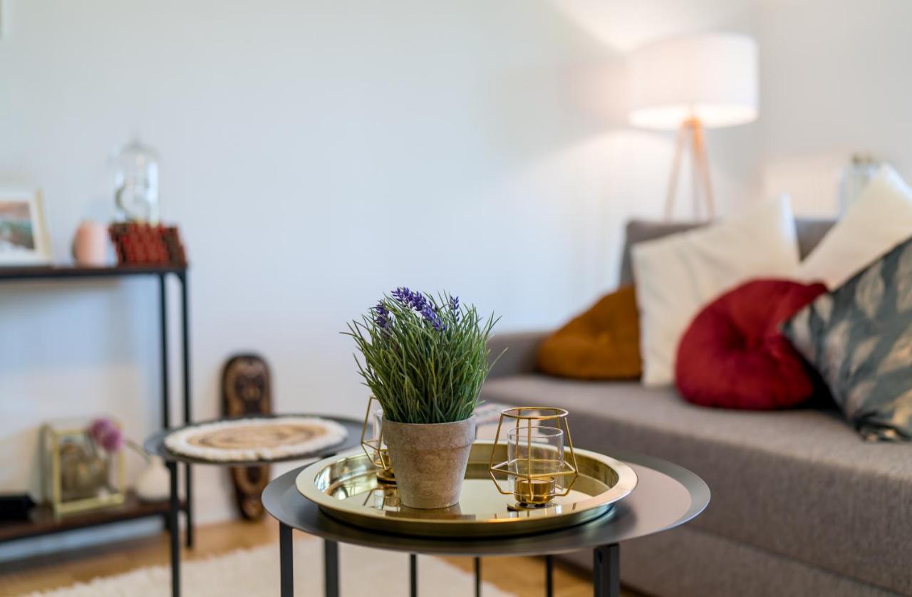Eg Links-Wunderschoene 70M Grosse 2-Zimmer City Wohnung Naehe Salzburg Freilassing Luaran gambar